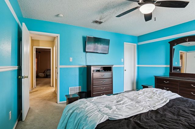 658 Bluechalk Drive, Cedar Hill, TX 75104