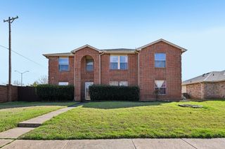 658 Bluechalk Drive, Cedar Hill, TX 75104