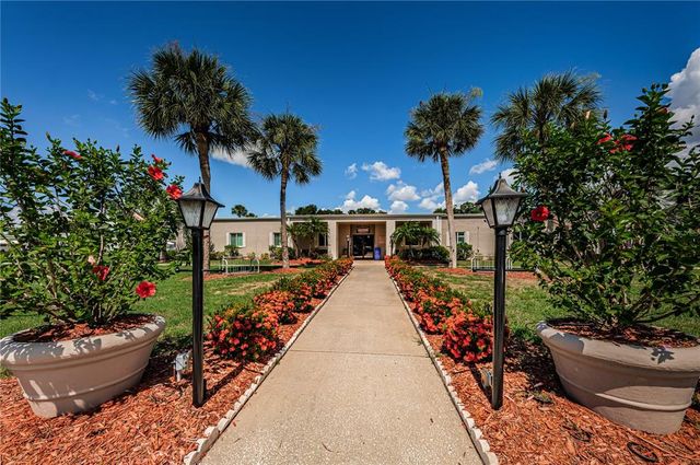 163 DOLPHIN DRIVE E, Oldsmar, FL 34677