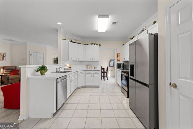 2053 Village Park Drive, Peachtree City, GA 30269