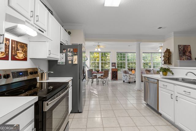 2053 Village Park Drive, Peachtree City, GA 30269