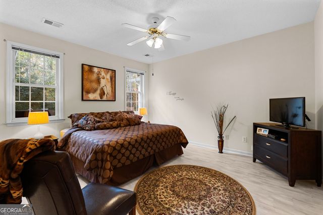 2053 Village Park Drive, Peachtree City, GA 30269