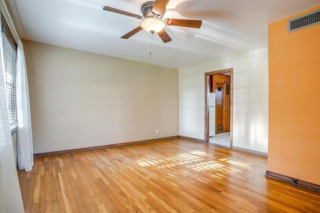 604 Monticello Drive 610, Fort Worth, TX 76107