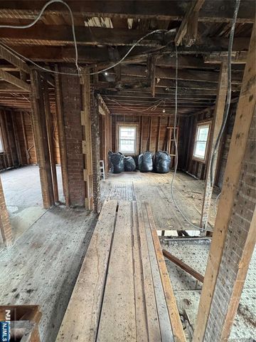 898 Lancaster Road, Ridgefield, NJ 07657