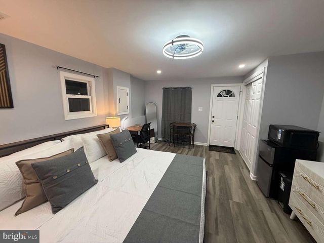 54 MERILINE AVE, Lawrence Township, NJ 08648