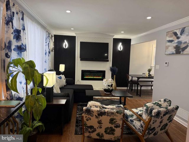 54 MERILINE AVE, Lawrence Township, NJ 08648