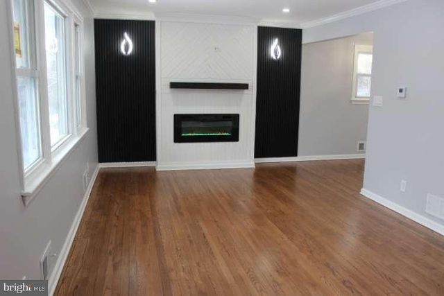 54 MERILINE AVE, Lawrence Township, NJ 08648