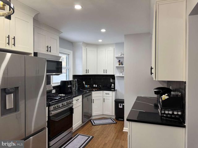 54 MERILINE AVE, Lawrence Township, NJ 08648