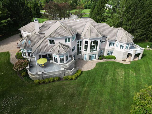 1777 Encore Lane, Scio Twp, MI 48103
