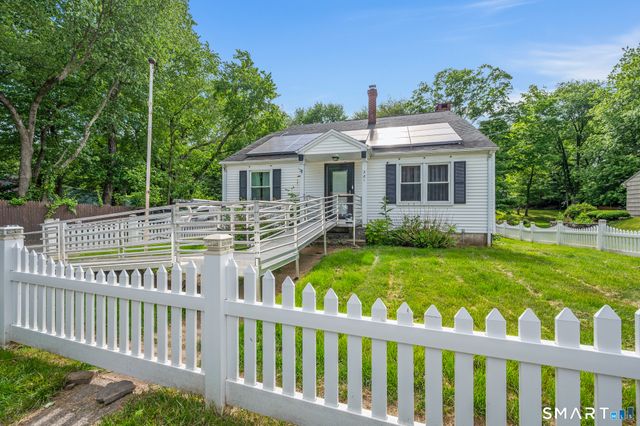 381 Chestnut Hill Avenue, Waterbury, CT 06704