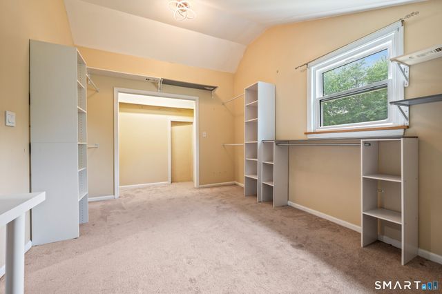 381 Chestnut Hill Avenue, Waterbury, CT 06704