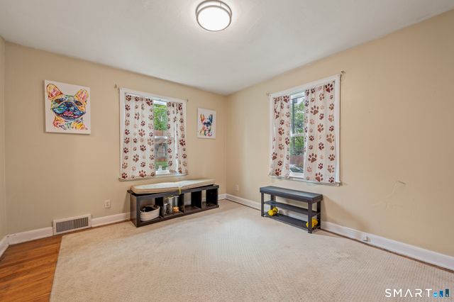 381 Chestnut Hill Avenue, Waterbury, CT 06704