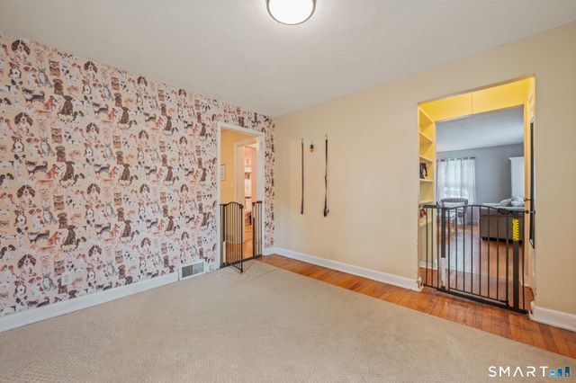 381 Chestnut Hill Avenue, Waterbury, CT 06704