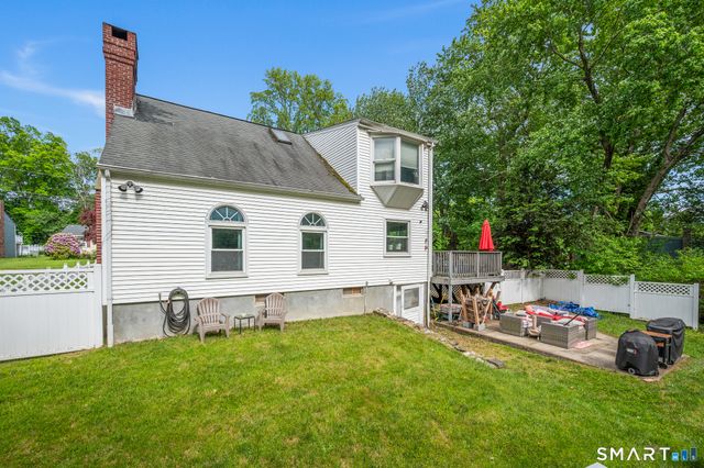 381 Chestnut Hill Avenue, Waterbury, CT 06704