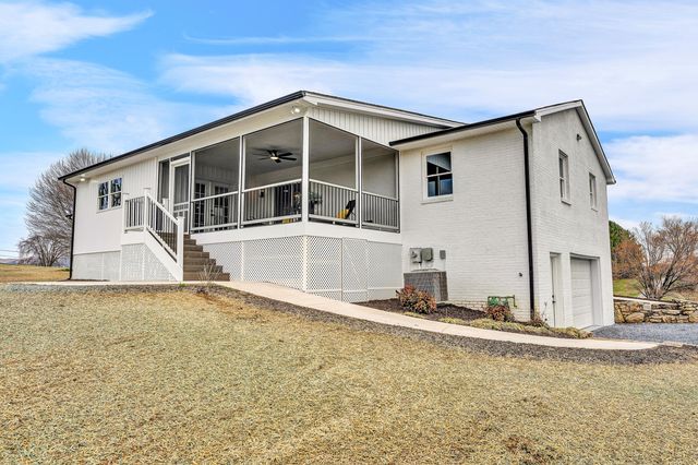 68 Hill Drive DR, Fincastle, VA 24090