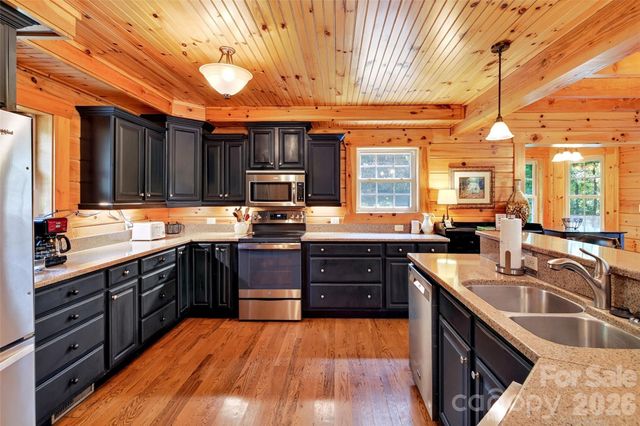 1767 Catawba Falls Parkway 238, Black Mountain, NC 28711