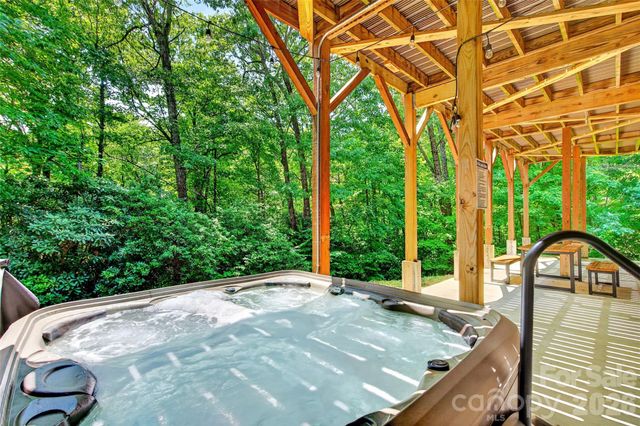1767 Catawba Falls Parkway 238, Black Mountain, NC 28711
