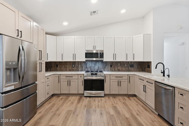 10902 E QUARRY Circle, Mesa, AZ 85212
