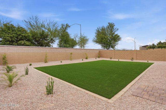 10902 E QUARRY Circle, Mesa, AZ 85212
