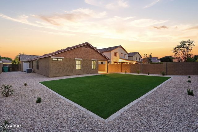 10902 E QUARRY Circle, Mesa, AZ 85212