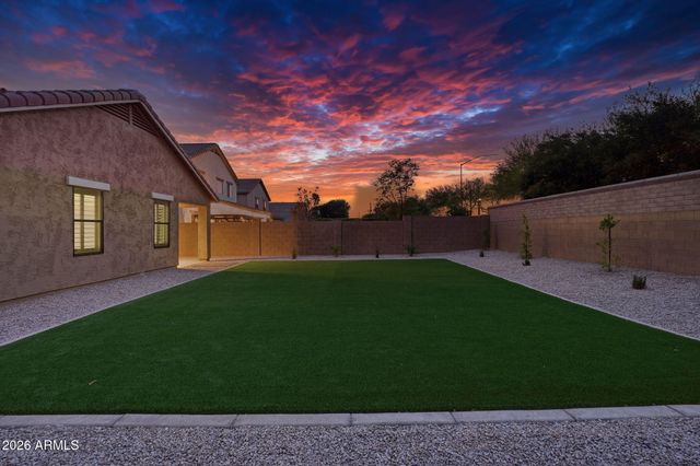 10902 E QUARRY Circle, Mesa, AZ 85212