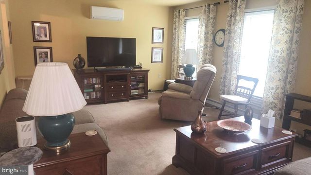 1313 CHESTNUT HILL RD, Morgantown, PA 19543