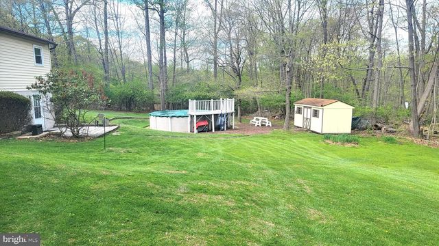 1313 CHESTNUT HILL RD, Morgantown, PA 19543