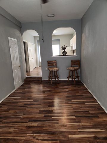 4732 SE Orange Street 2, Bacliff, TX 77518