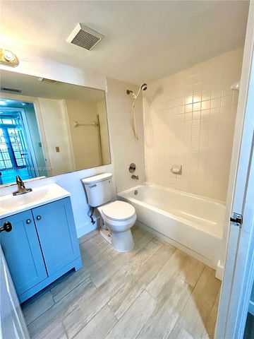 1280 S Alhambra Cir 2217, Coral Gables, FL 33146