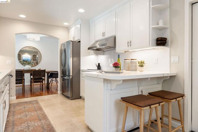 255 Evelyn Dr, Pleasant Hill, CA 94523