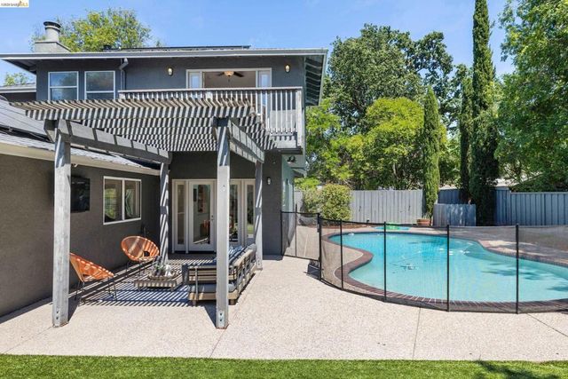 255 Evelyn Dr, Pleasant Hill, CA 94523