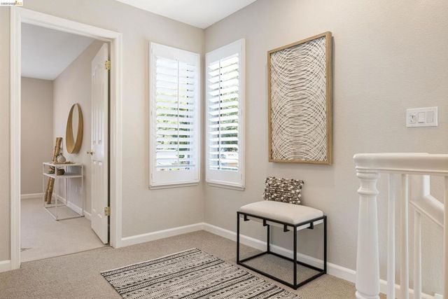 255 Evelyn Dr, Pleasant Hill, CA 94523