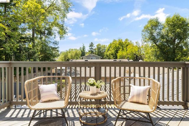 255 Evelyn Dr, Pleasant Hill, CA 94523
