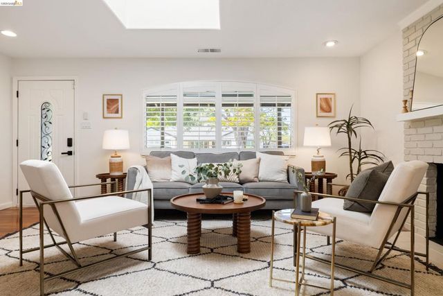 255 Evelyn Dr, Pleasant Hill, CA 94523