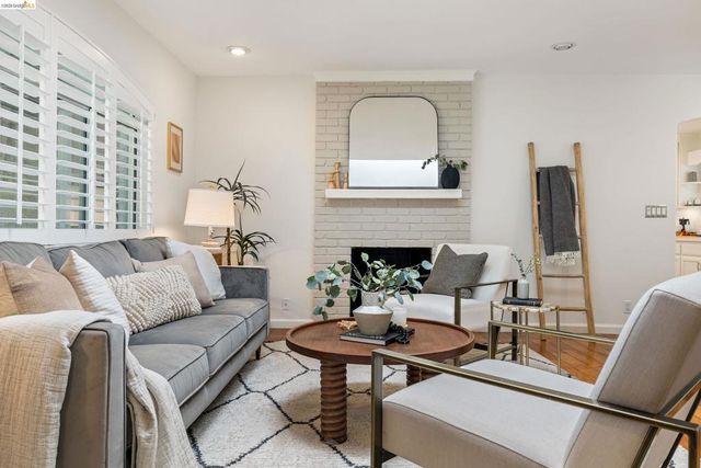 255 Evelyn Dr, Pleasant Hill, CA 94523
