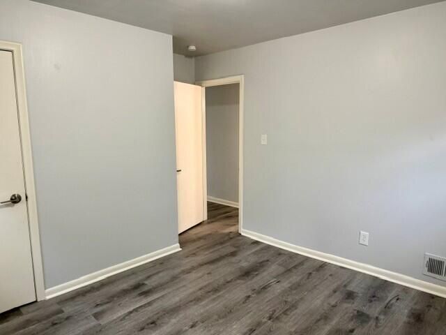 1644 E Goulson Avenue, Hazel Park, MI 48030