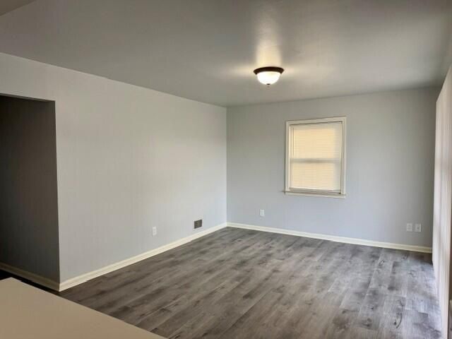 1644 E Goulson Avenue, Hazel Park, MI 48030