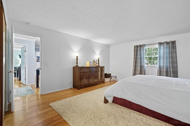 7835 Pfeiffer Road, Montgomery, OH 45242