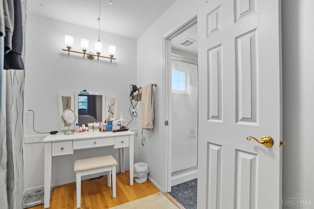 7835 Pfeiffer Road, Montgomery, OH 45242