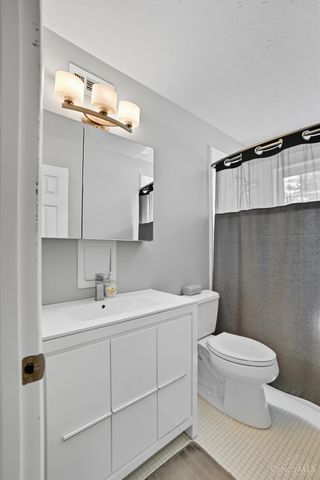 7835 Pfeiffer Road, Montgomery, OH 45242