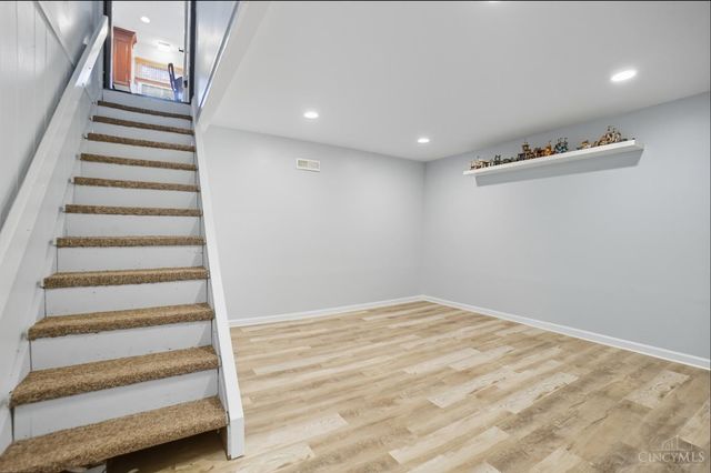 7835 Pfeiffer Road, Montgomery, OH 45242