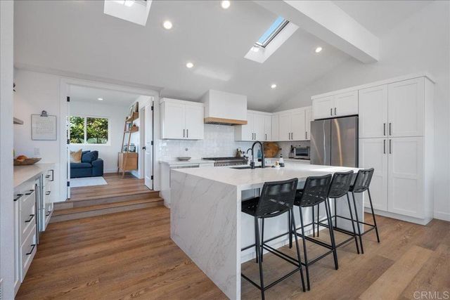 1875 Parliament Drive, Encinitas, CA 92024