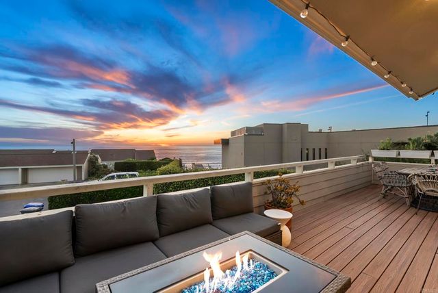 1875 Parliament Drive, Encinitas, CA 92024