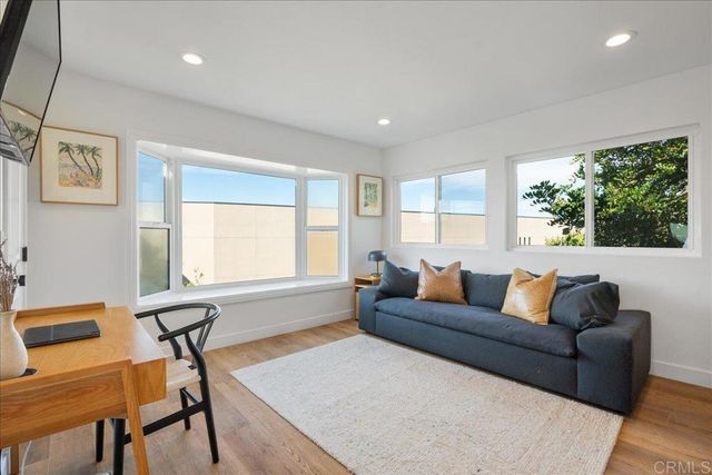 1875 Parliament Drive, Encinitas, CA 92024