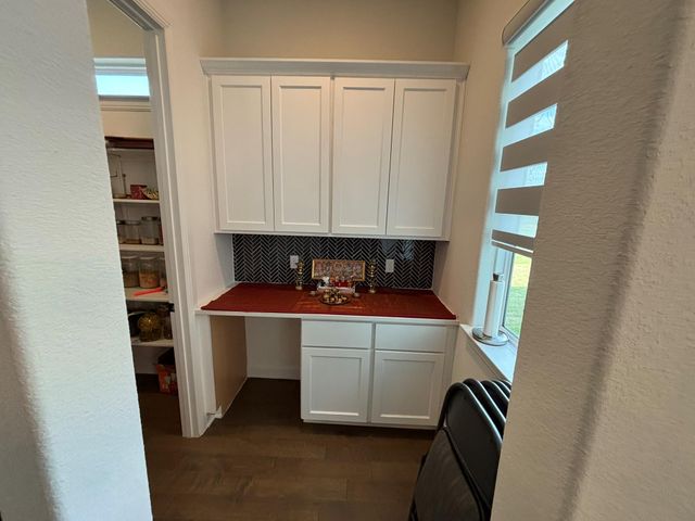 501 Calistoga Wheel, Liberty Hill, TX 78642