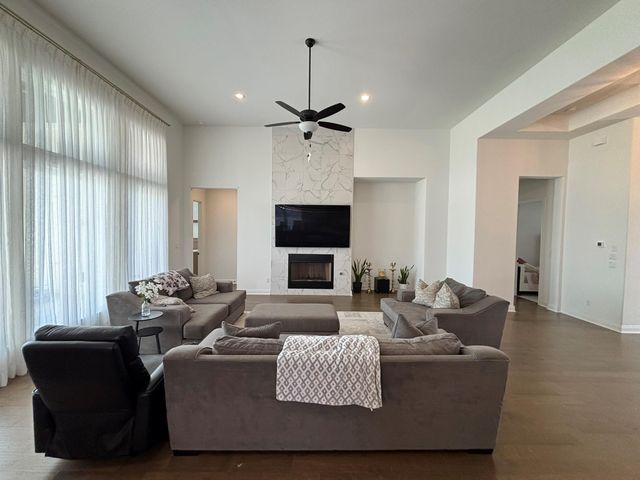 501 Calistoga Wheel, Liberty Hill, TX 78642