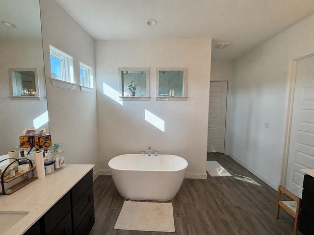 501 Calistoga Wheel, Liberty Hill, TX 78642