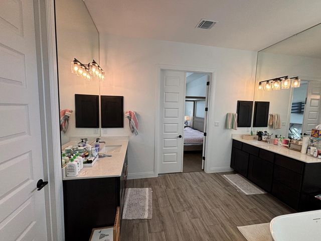 501 Calistoga Wheel, Liberty Hill, TX 78642