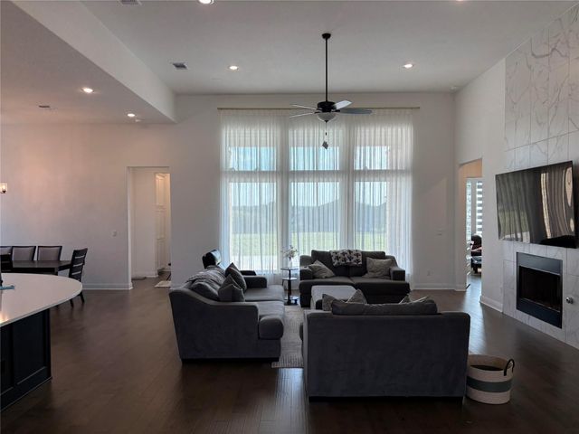 501 Calistoga Wheel, Liberty Hill, TX 78642