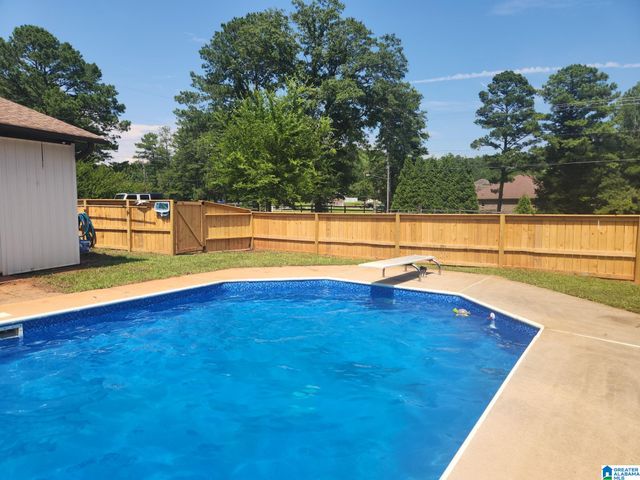 2262 SMOKEY ROAD, Alabaster, AL 35007